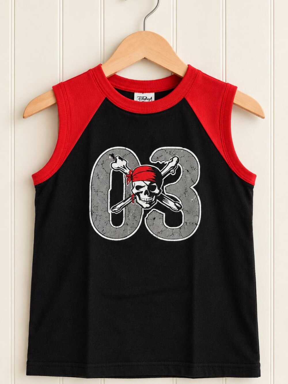 Disney Store Pirates of the Caribbean Boys Sleeveless Graphic Tee Size 5/6 NEW